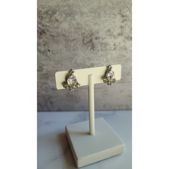 Vintage Clear Rhinestone Screwback Earrings - Picture 4 of 10